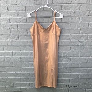 Large new dress without tag Color blush and gold.